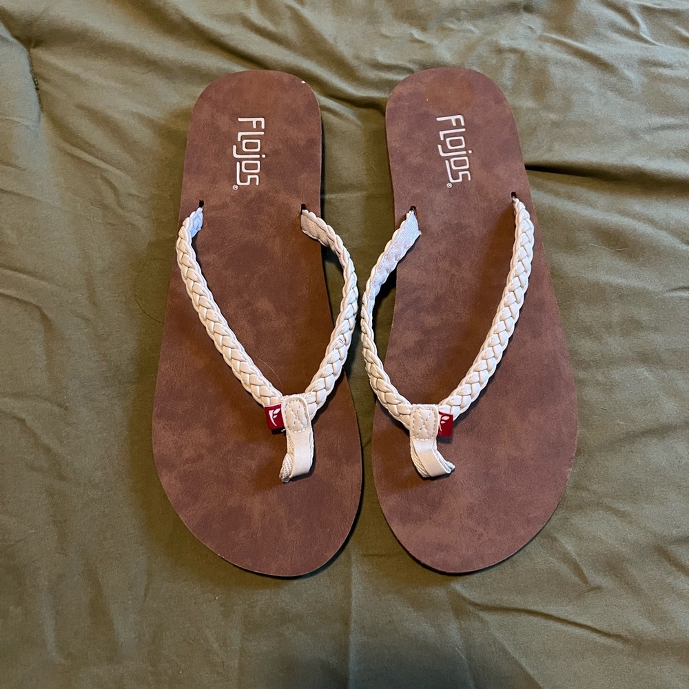FLOJOS BRAIDED FLIP FLOP, BRAND NEW WORN ONCE, SIZE 8